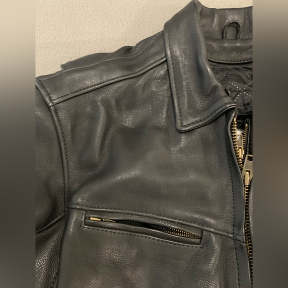 Motorcyclist Fox Creek Leather Bomber Jacket - Picture 14 of 17